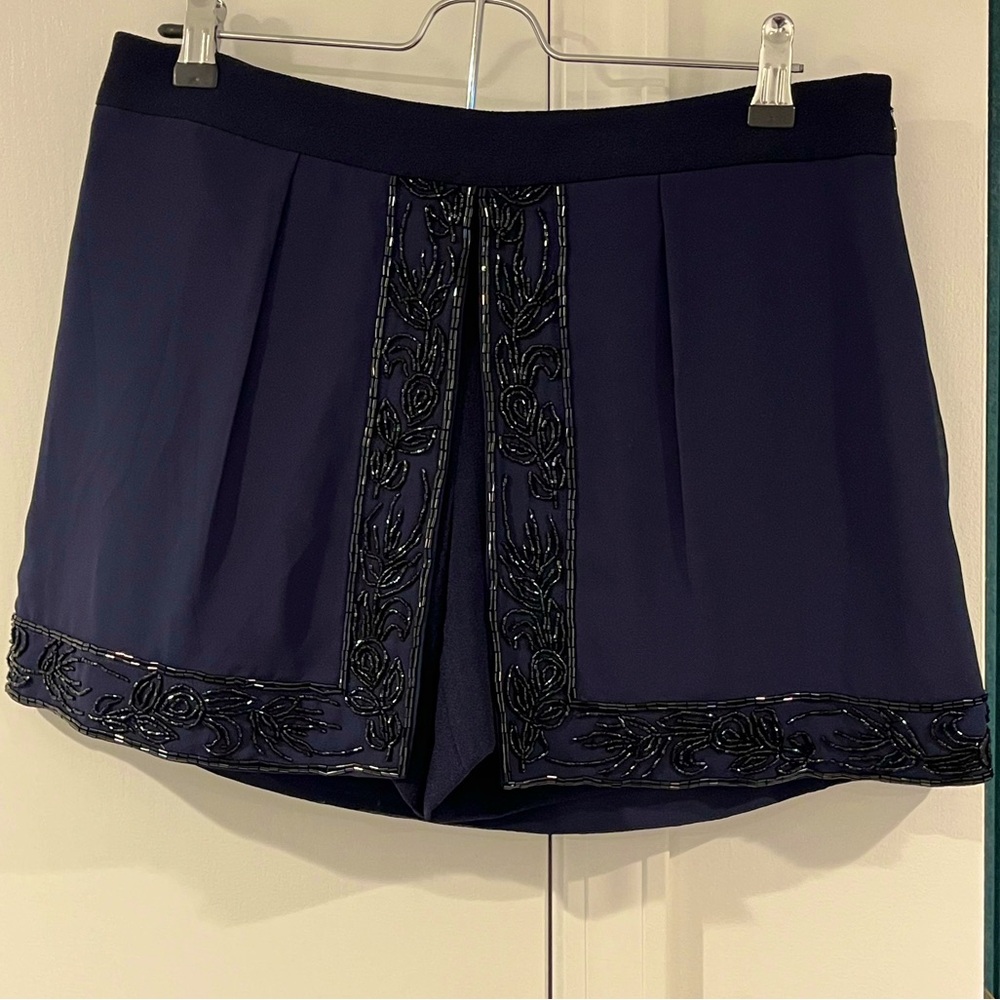 Club Monaco "Cassia" Skort